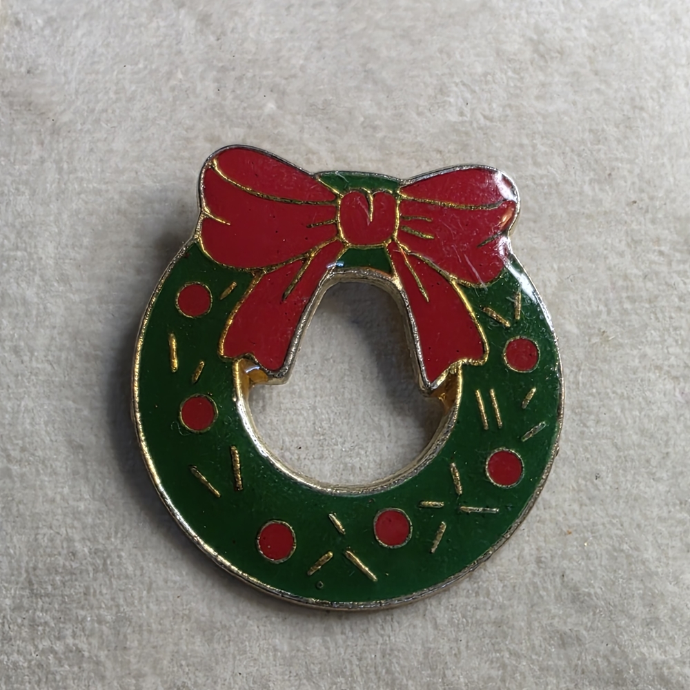 Vintage China Red and Green Wreath Brooch